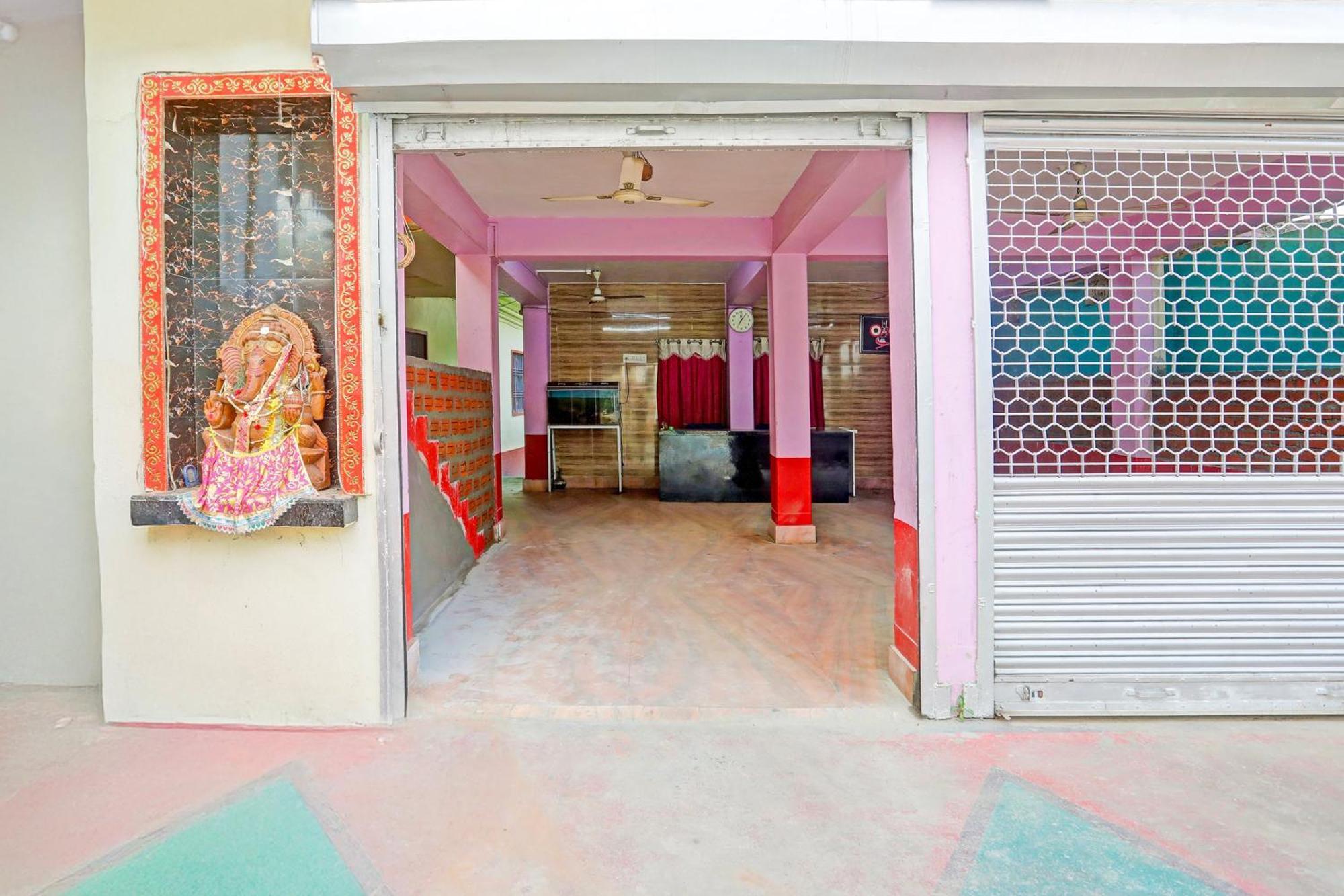 Hotel O Payal Palace Kendrapara Exteriör bild